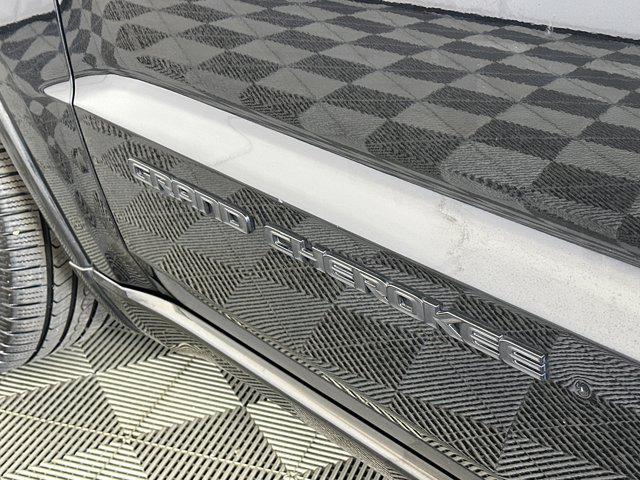 used 2017 Jeep Grand Cherokee car, priced at $15,435