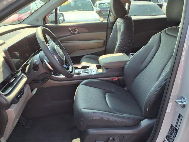 new 2026 Kia Carnival Hybrid car, priced at $44,467