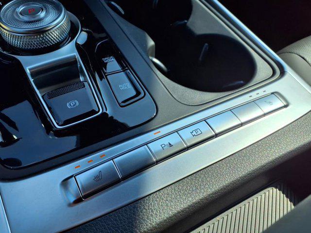 new 2026 Kia Carnival Hybrid car, priced at $44,467