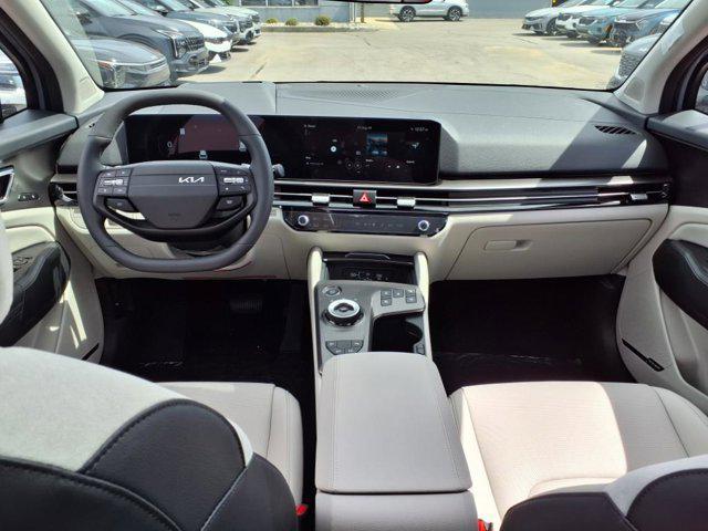 new 2026 Kia Sportage Hybrid car, priced at $40,727