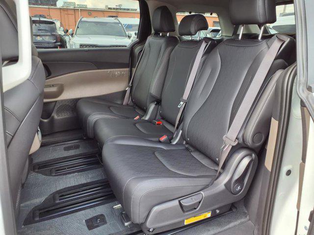 new 2025 Kia Carnival car, priced at $41,910