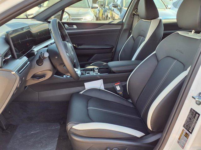 new 2025 Kia K5 car, priced at $33,645