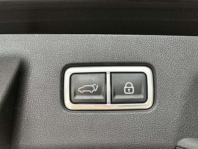 used 2023 Kia Sorento car, priced at $31,838