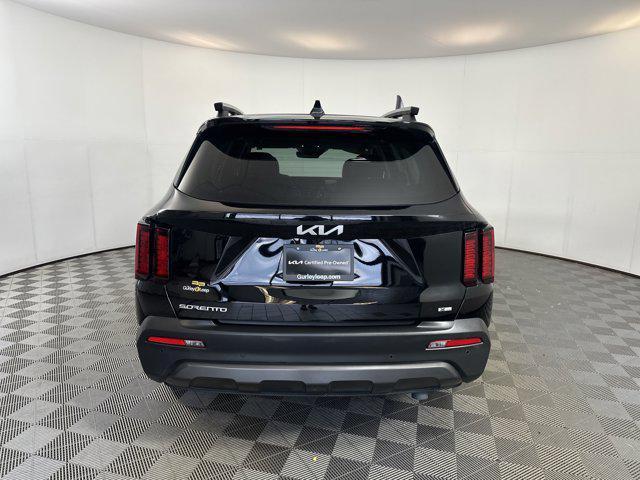 used 2023 Kia Sorento car, priced at $31,838