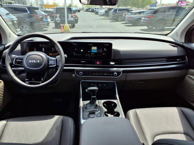 new 2025 Kia Carnival car, priced at $39,317
