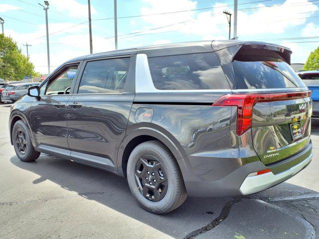 new 2025 Kia Carnival car, priced at $39,317