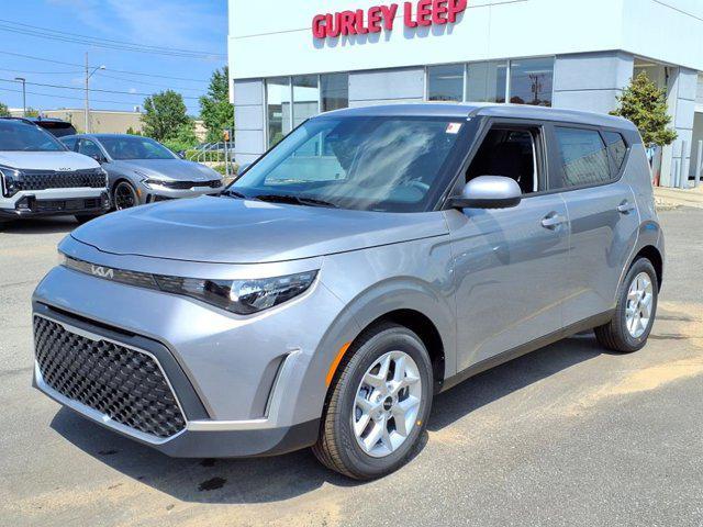 new 2025 Kia Soul car, priced at $21,686
