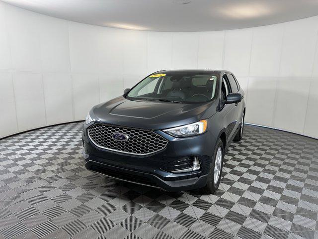 used 2024 Ford Edge car, priced at $28,709