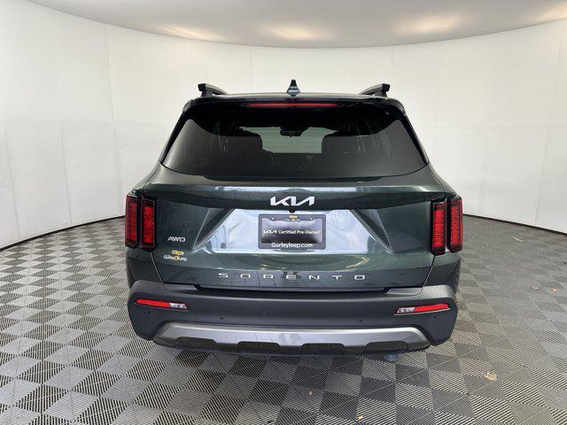 used 2022 Kia Sorento car, priced at $30,503