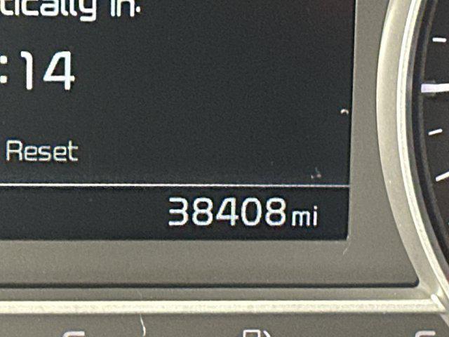 used 2022 Kia Sorento car, priced at $30,503