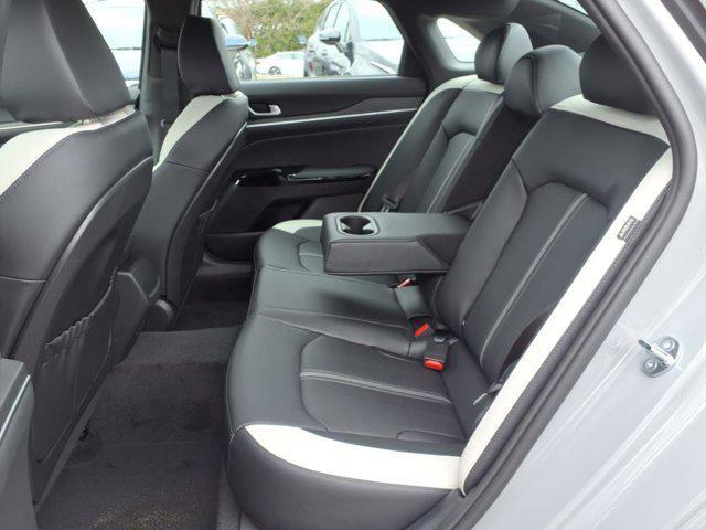 new 2025 Kia K5 car, priced at $32,580