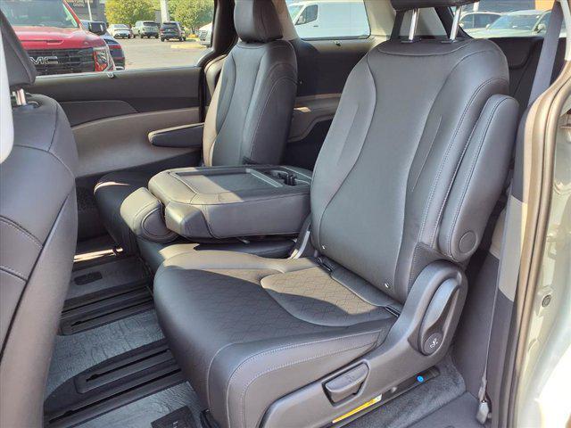 new 2026 Kia Carnival Hybrid car, priced at $48,938