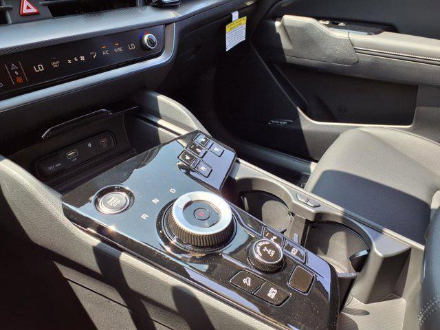 new 2025 Kia Sportage Hybrid car, priced at $38,217