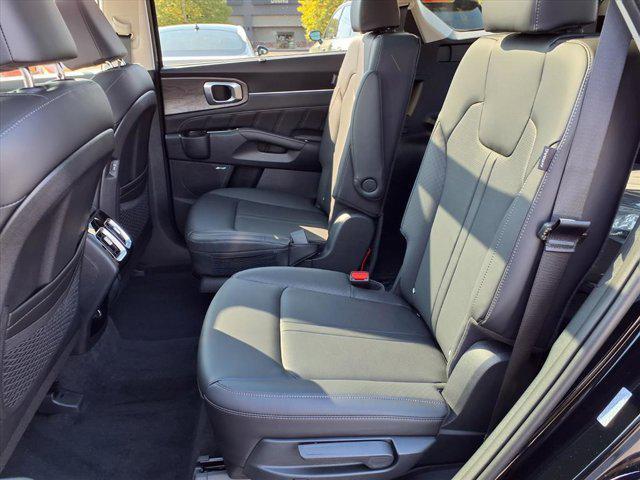 new 2026 Kia Sorento car, priced at $43,776