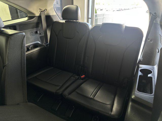 used 2023 Kia Sorento car, priced at $28,618