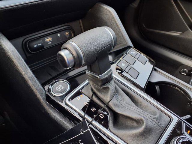 new 2025 Kia Sportage car, priced at $33,329
