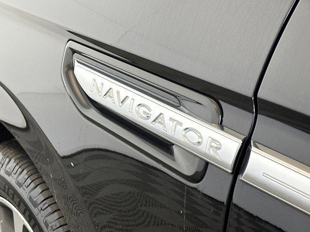 used 2019 Lincoln Navigator car, priced at $33,550