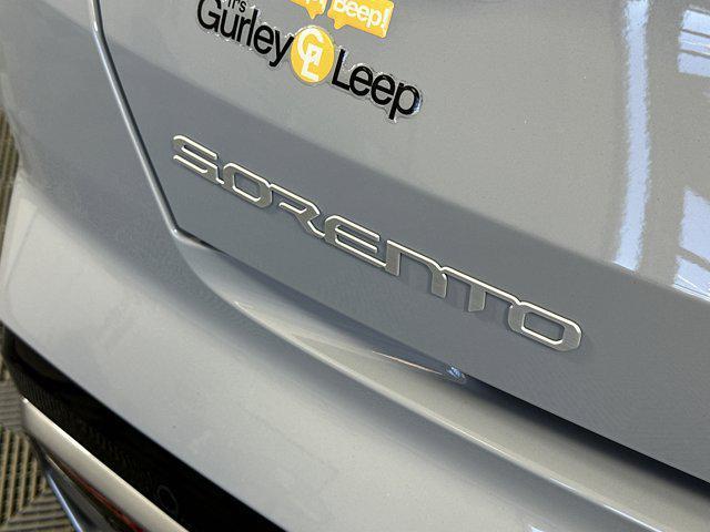 used 2023 Kia Sorento car, priced at $31,105