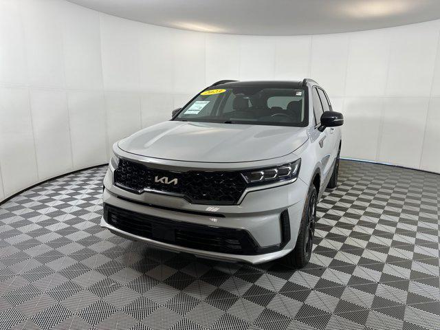 used 2023 Kia Sorento car, priced at $31,105