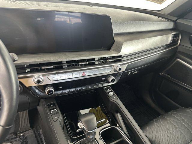 used 2024 Kia Telluride car, priced at $40,963