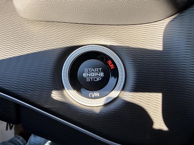 new 2025 Jeep Grand Cherokee L car, priced at $41,185