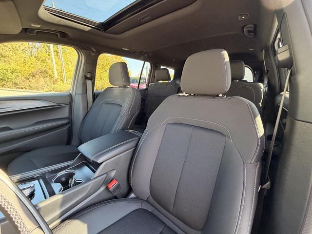 new 2025 Jeep Grand Cherokee L car, priced at $41,185