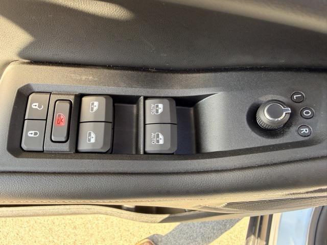 new 2025 Jeep Grand Cherokee L car, priced at $41,185