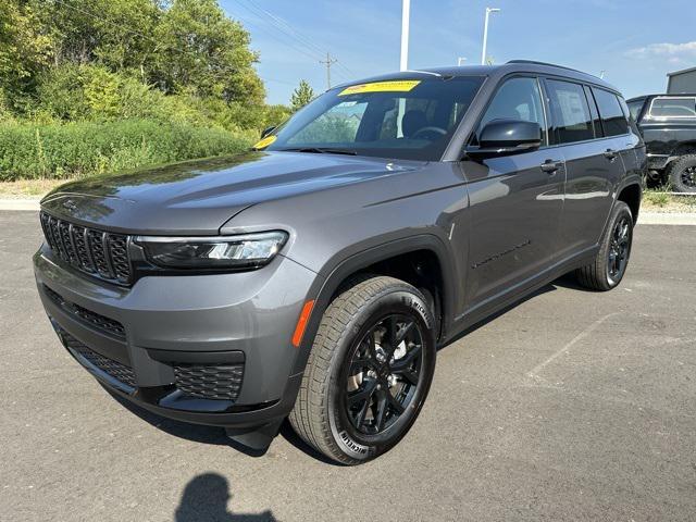 new 2024 Jeep Grand Cherokee L car, priced at $40,747