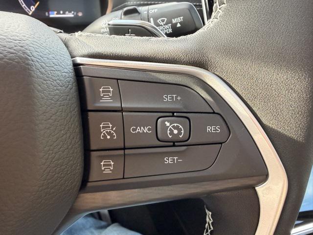 new 2025 Jeep Grand Cherokee car, priced at $38,937