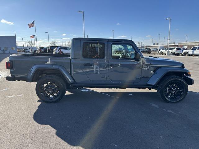 new 2025 Jeep Gladiator car, priced at $41,475