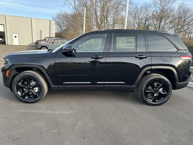 new 2025 Jeep Grand Cherokee car, priced at $51,904