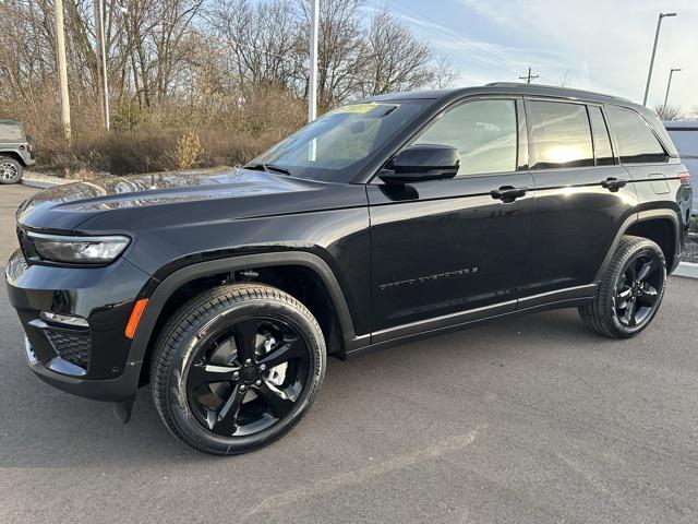 new 2025 Jeep Grand Cherokee car, priced at $51,904