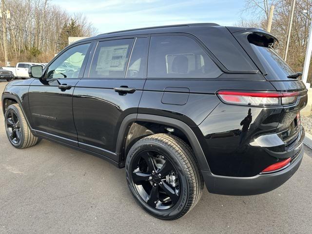 new 2025 Jeep Grand Cherokee car, priced at $51,904