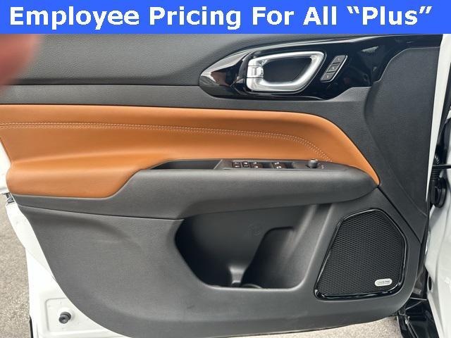 new 2025 Jeep Compass car, priced at $37,413