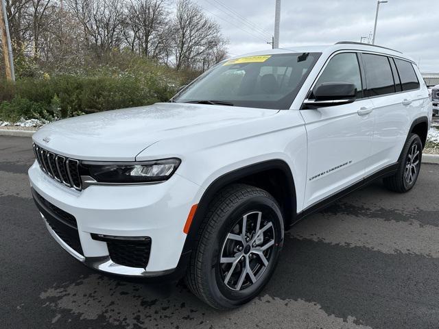 new 2025 Jeep Grand Cherokee L car, priced at $45,083