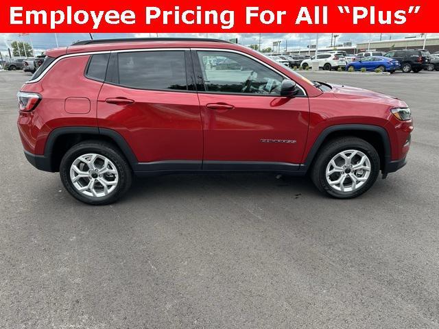 new 2025 Jeep Compass car, priced at $30,516