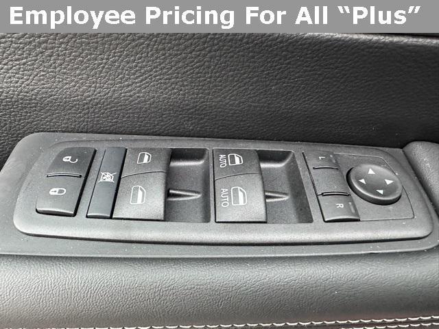 new 2025 Chrysler Voyager car, priced at $40,248
