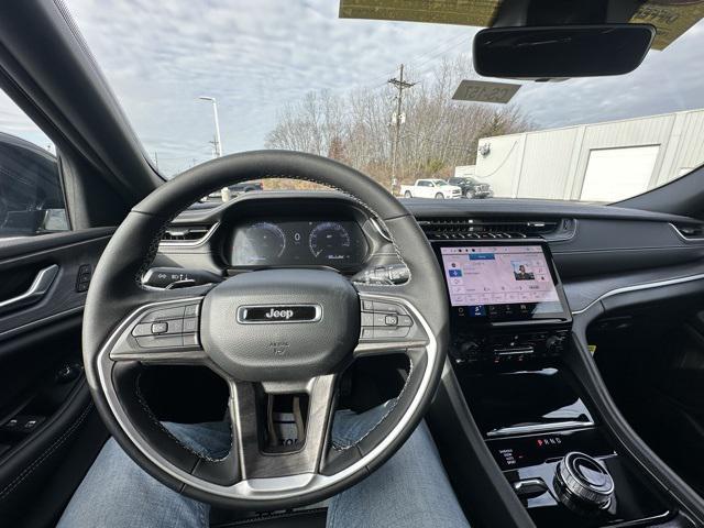 new 2025 Jeep Grand Cherokee car, priced at $46,112