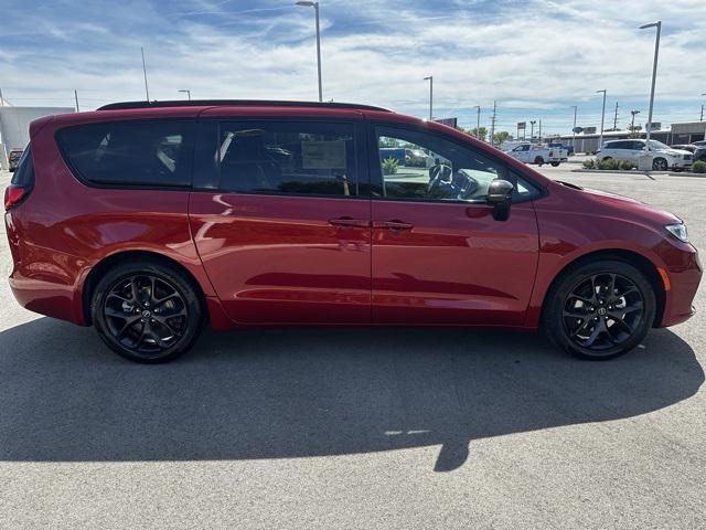 new 2026 Chrysler Pacifica car, priced at $54,173
