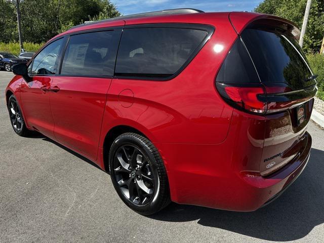new 2026 Chrysler Pacifica car, priced at $54,173