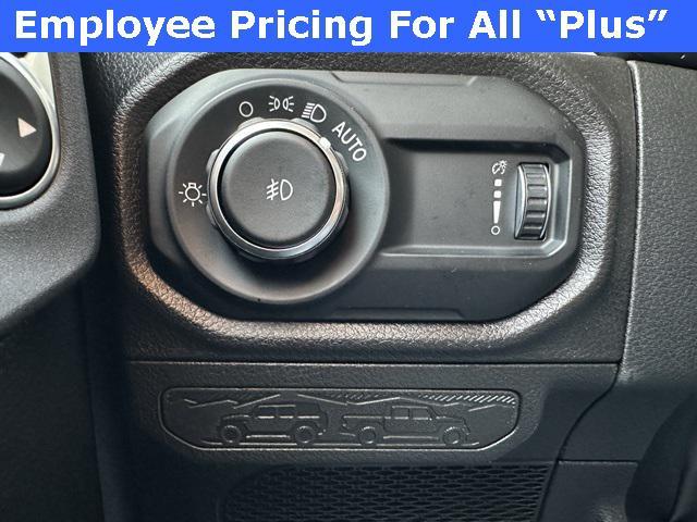 new 2025 Jeep Wrangler car, priced at $49,069