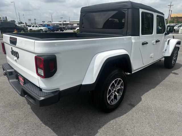 new 2025 Jeep Gladiator car, priced at $43,599