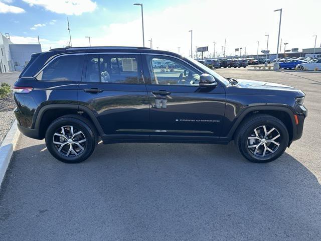 used 2023 Jeep Grand Cherokee car, priced at $38,495