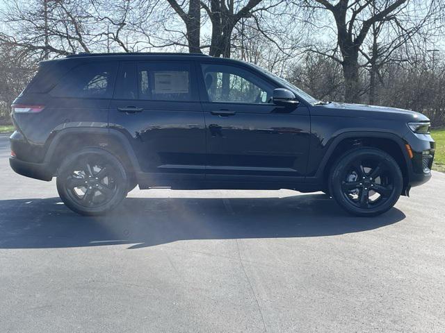 new 2024 Jeep Grand Cherokee car, priced at $52,933