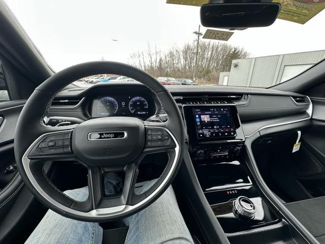 new 2025 Jeep Grand Cherokee L car, priced at $46,211
