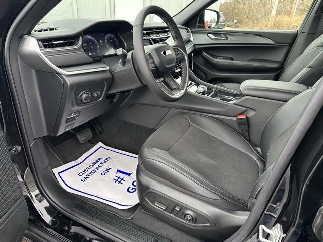 new 2025 Jeep Grand Cherokee L car, priced at $46,211
