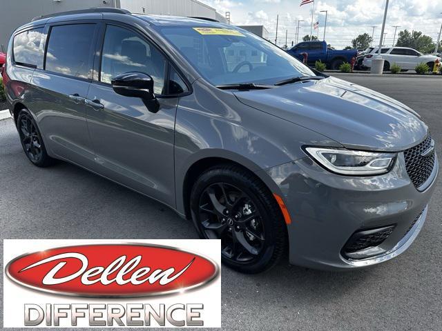 new 2025 Chrysler Pacifica car, priced at $50,113