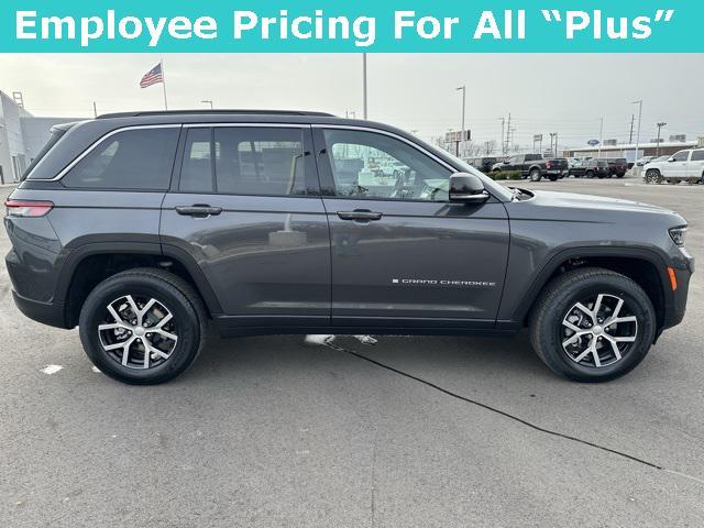 new 2025 Jeep Grand Cherokee car, priced at $49,034