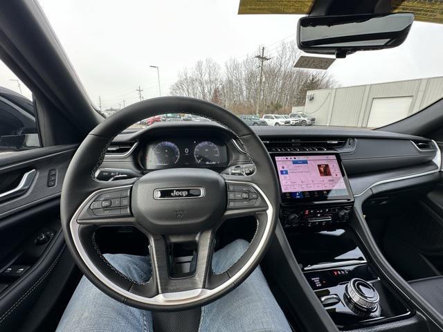 new 2025 Jeep Grand Cherokee car, priced at $49,451