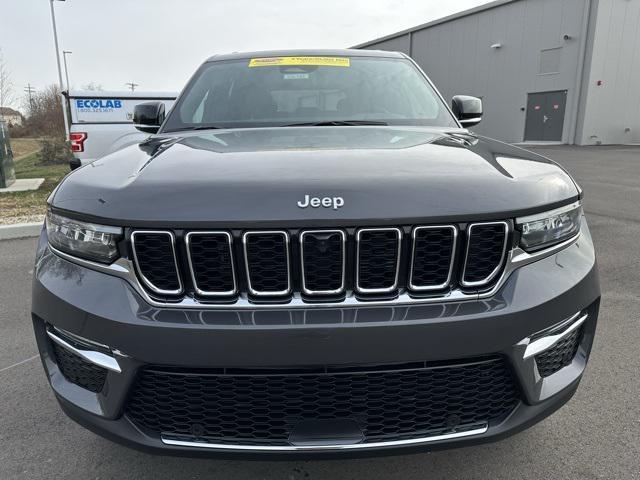 new 2025 Jeep Grand Cherokee car, priced at $49,451